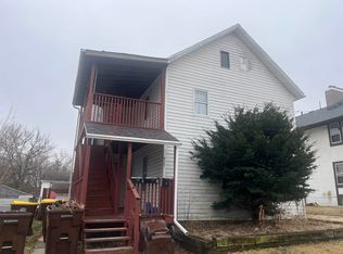 609 W Pleasant St, Freeport, IL
