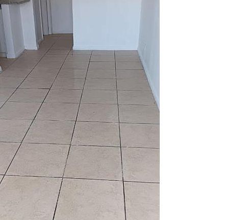 4th image of 820 SW 2nd St APT 1