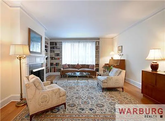 Sold by Warburg | media 27