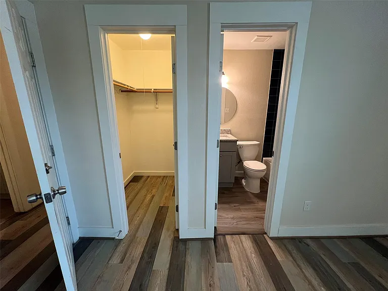 1310 Torres St — Photo 19