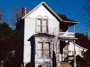 411 3rd St, Oregon City, OR