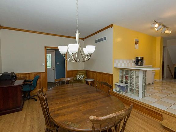 4th image of 18060 Bariger Pl