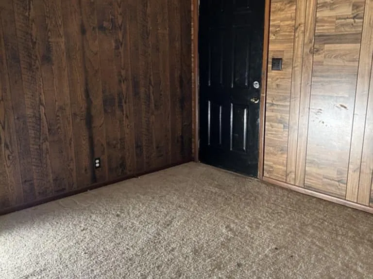 MASTER BEDROOM DOOR GOES TO DECK