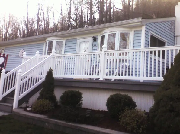 20 Palamar Dr, Monroe, NY 10950