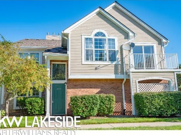 56153 Troon Dr N, Utica, MI 48316