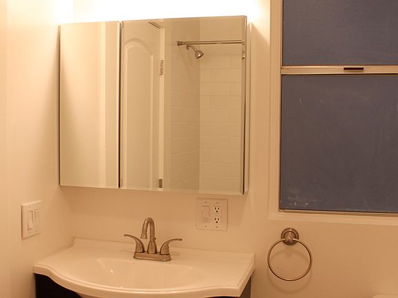 5th image of 776 41st Ave APT 2