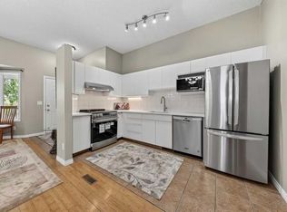 73 Hidden Valley Vlg NW, Calgary, AB T3A 5W7