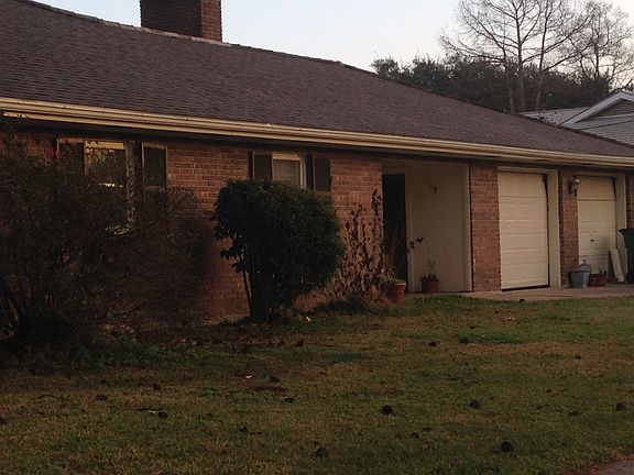 4th image of 1700 Cedar St
