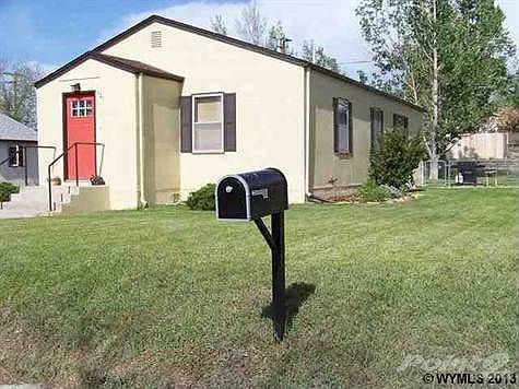 1st image of 121 N 8th St