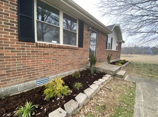 715 Volunteer Dr, White House, TN 37188