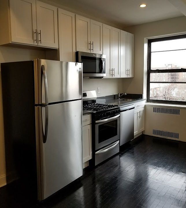 1st image of 3715 Kings Hwy APT 3E