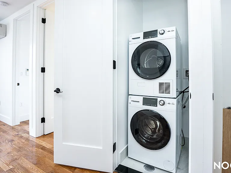 589 Knickerbocker Ave #2 — Photo 5