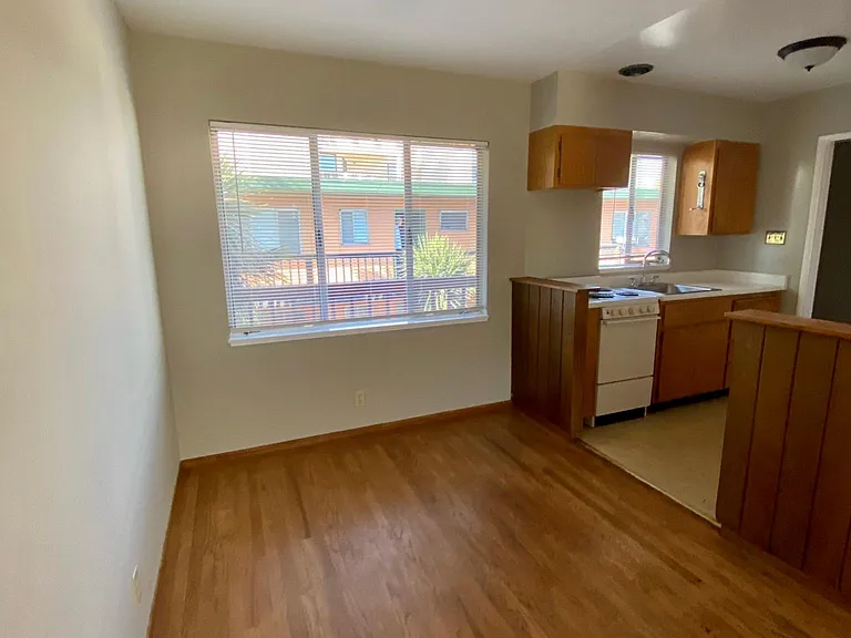 328 Hanover Ave #17 — Photo 3