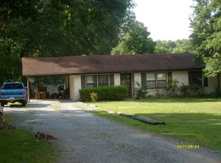 152 Rhodes Rd, Eden, NC 27288