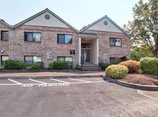 16363 SW 130th Ter APT 102, Tigard, OR 97224