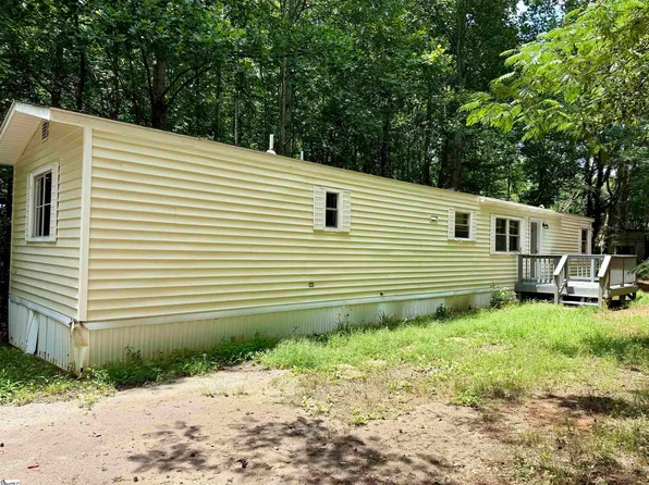 65 Randall Dr, Taylors, SC 29687