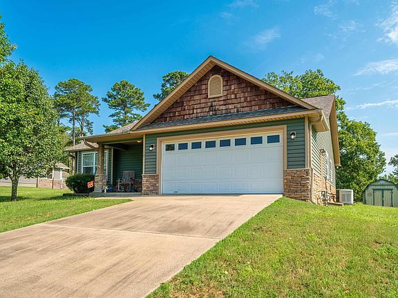 2nd image of 121 Raley Ln