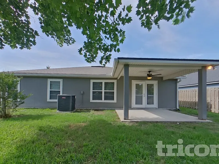 15180 Bareback Dr — Photo 15