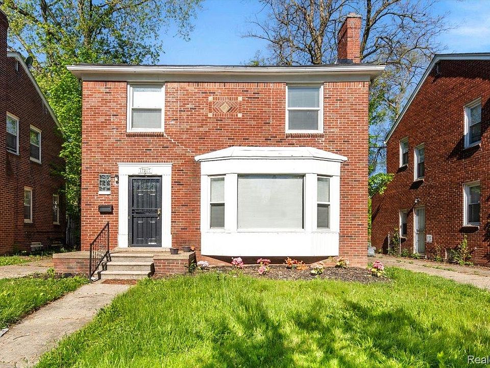 1st image of 17217 Plainview Ave