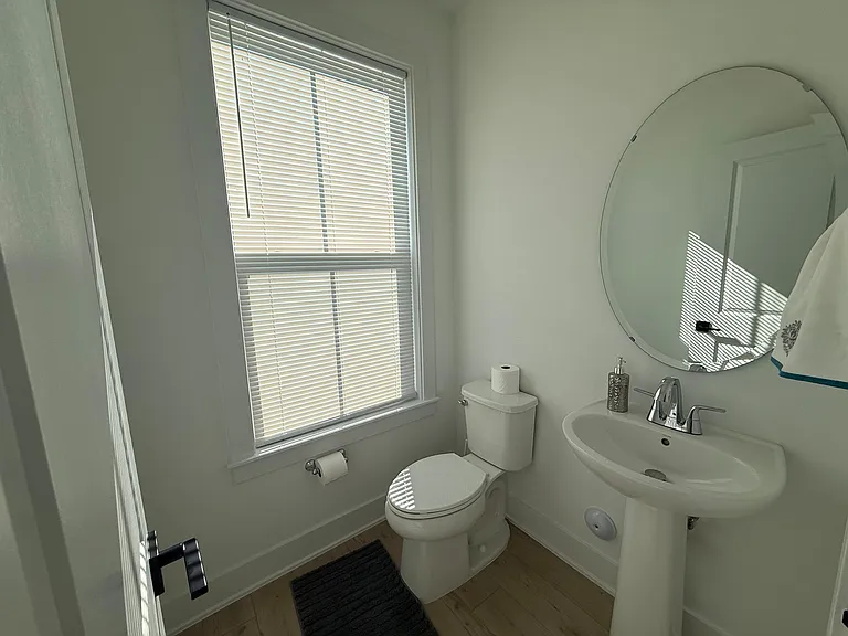 1013 Regalia Rd — Photo 9