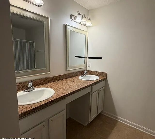 12045 Sands Pointe Ct — Photo 25