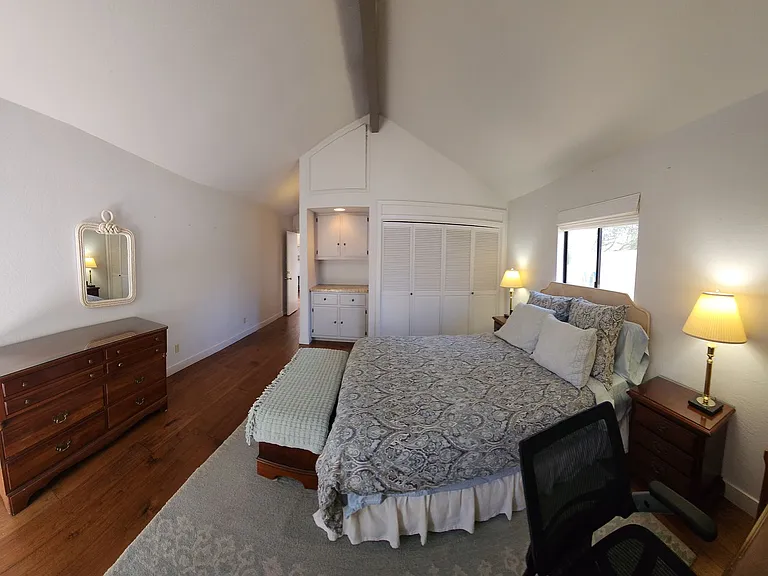 270 E Foothill Blvd — Photo 17