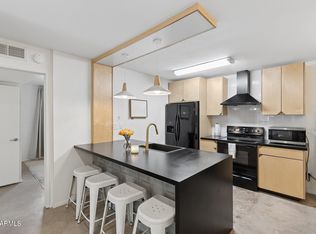 5525 E THOMAS Road #R9, Phoenix, AZ 85018