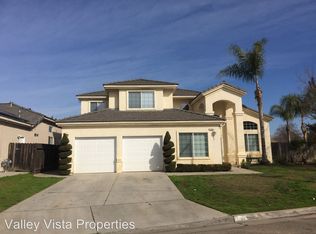 2286 E Solar Ave, Fresno, CA 93720