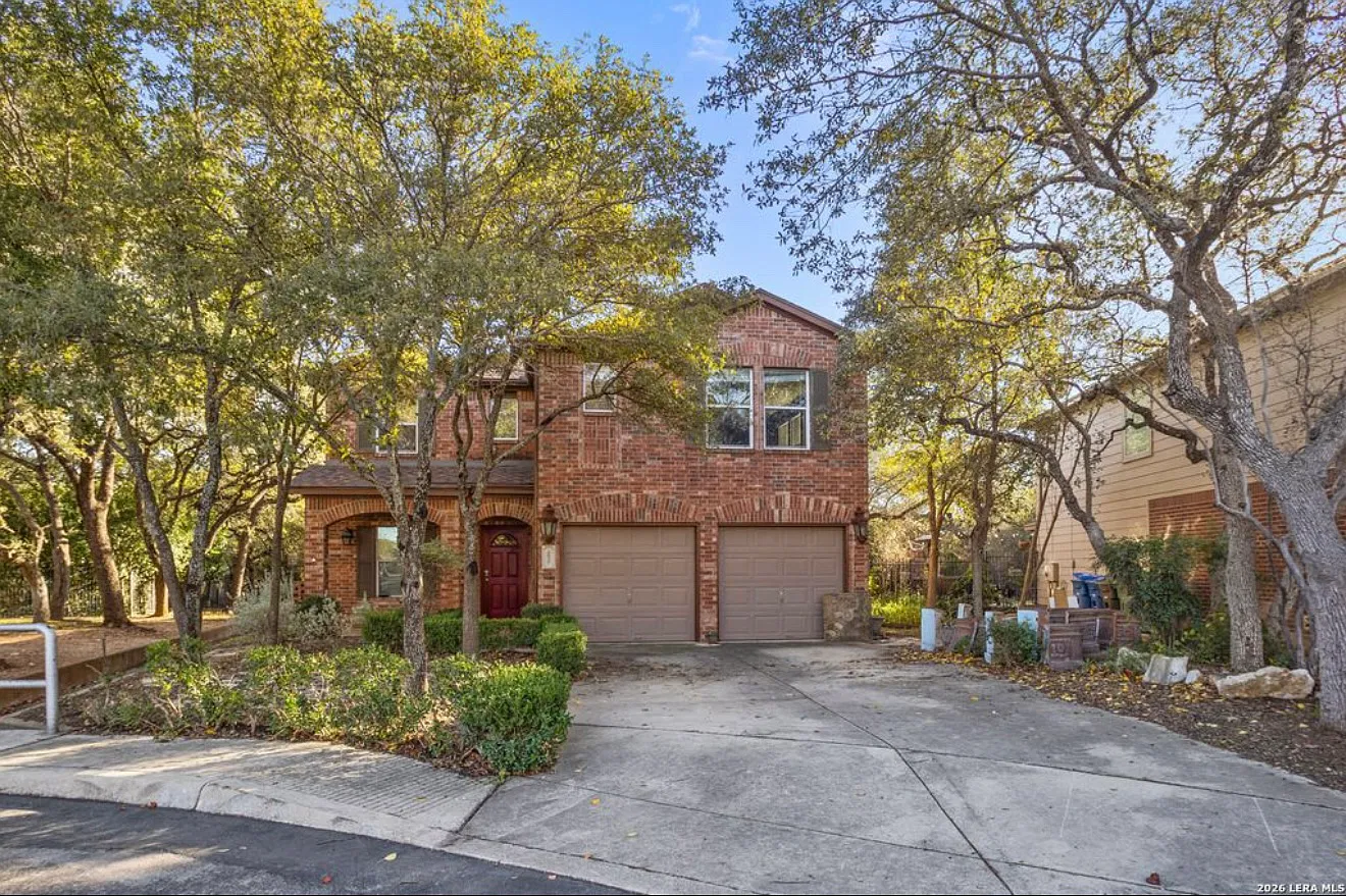 3 bed, 2499 sqft, $2,250 — Photo 1
