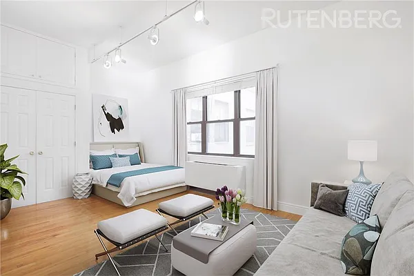 Rented by R New York | media 14