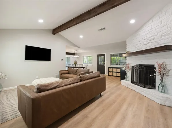 6105 Sun Vista Dr, Austin, TX 78749