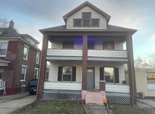 611 15th Ave, Rockford, IL 61104