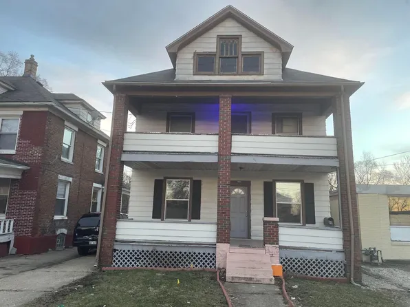611 15th Ave, Rockford, IL 61104
