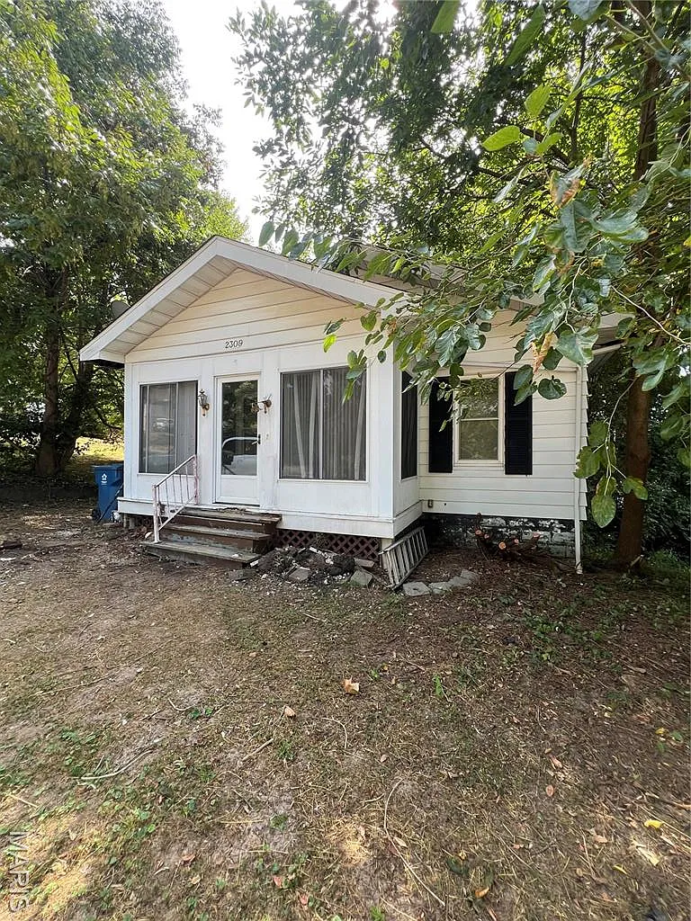 2309 Judson Ave photo 1