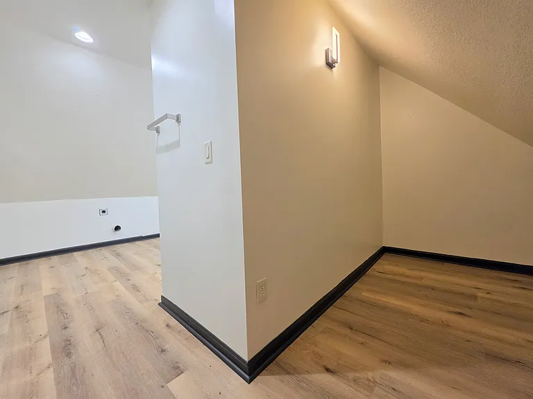 313 Greenwood Ave — Photo 17