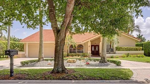 1st image of 330 NW 107th Avenue