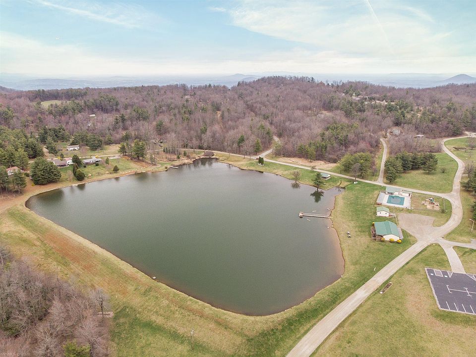 2nd image of 189 Grapevine Ln