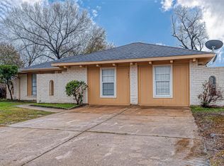 1447 Willow Rock Rd, Houston, TX 77088