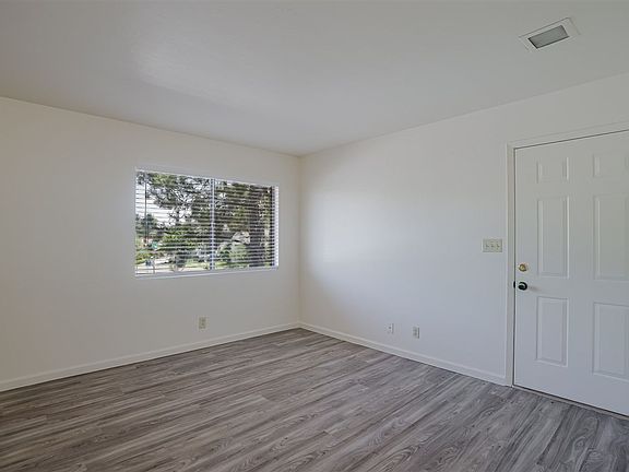 3rd image of 645 Ash St APT 4