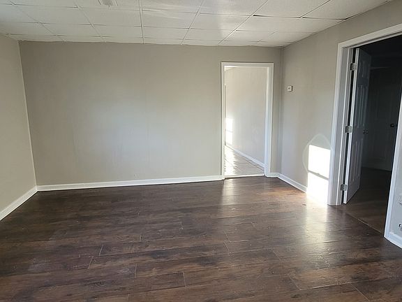 5th image of 2103 Brown Ave