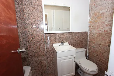Rented by Dynamik Realty