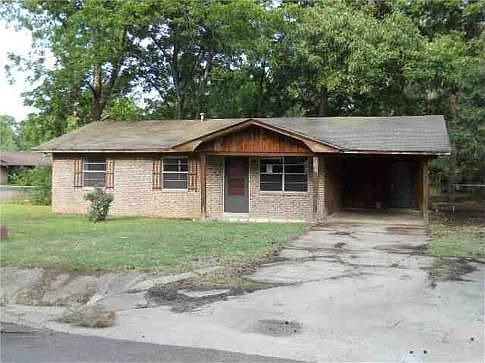 1st image of 394 Greenwood Ave