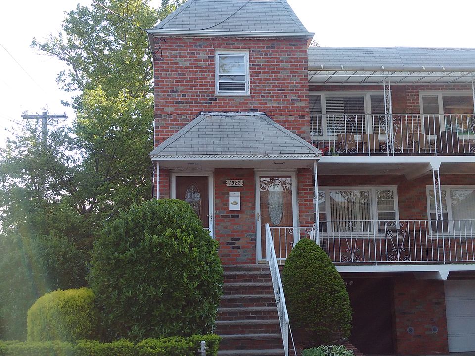 2nd image of 1382 E 88th St