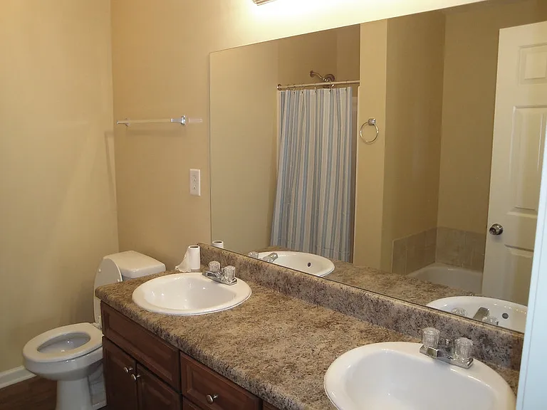 8028 Utica St #8028 — Photo 9