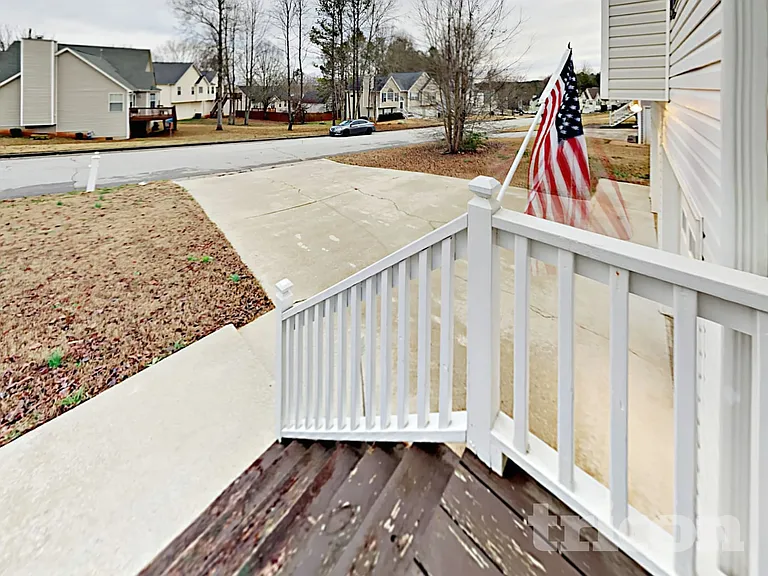 6405 Cardiff Ln — Photo 3
