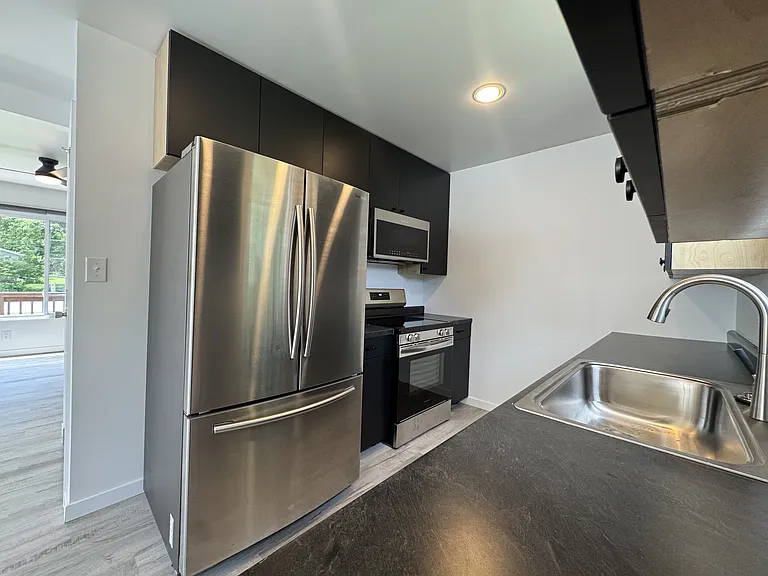 514 Meyer Rd — Photo 5