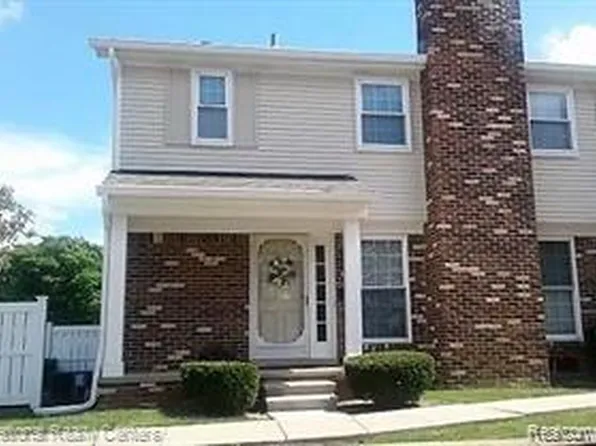42106 Gladwin St, Northville, MI 48167