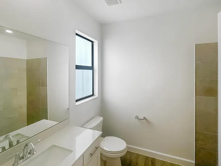19278 Hinkley Dr — Photo 13