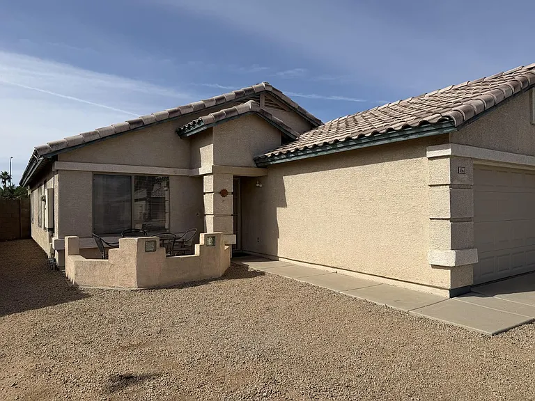 8563 W Mission Ln — Photo 4