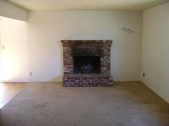 2nd image of 329 Avila Ct